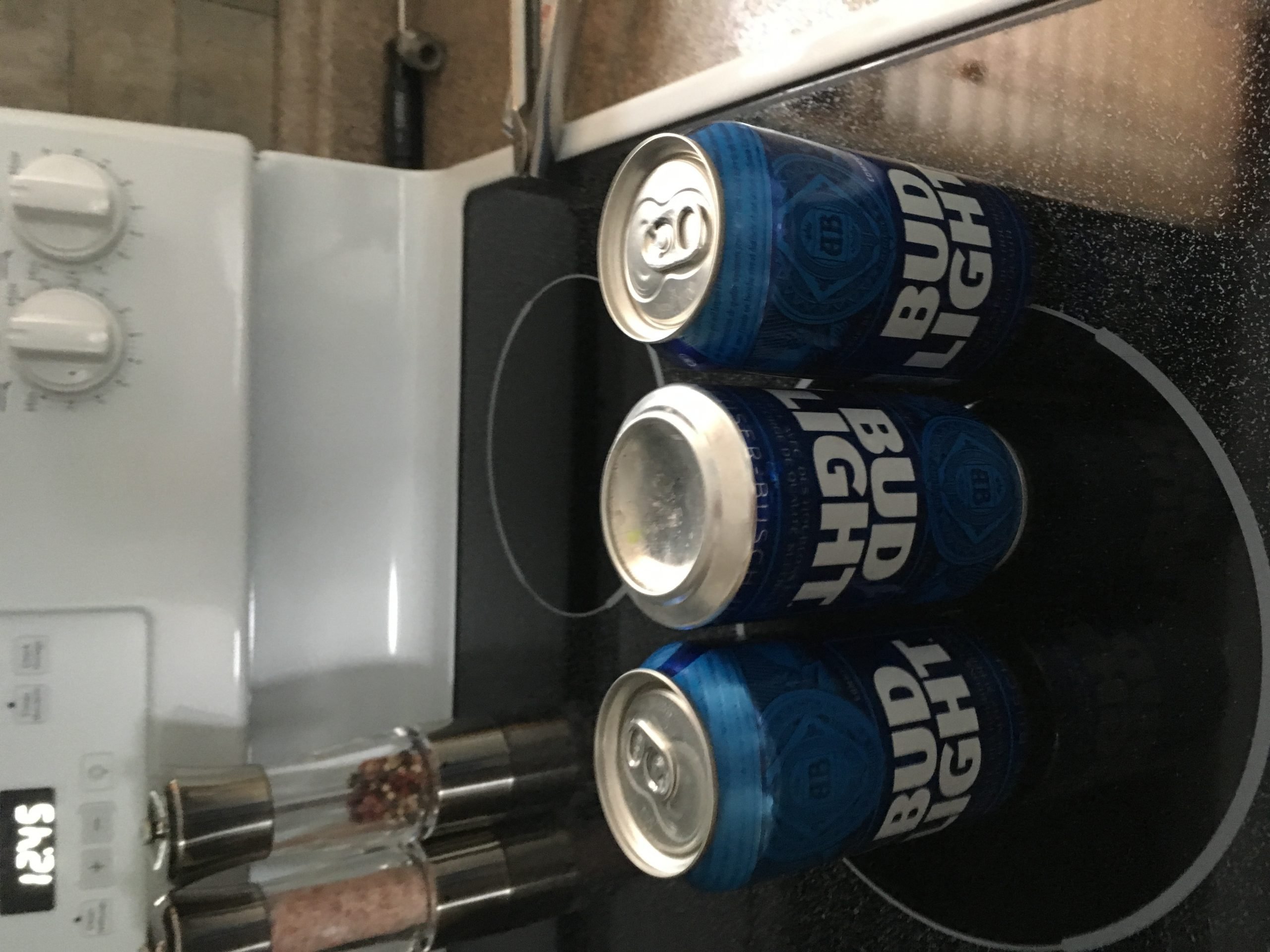 Budweiser complaint Damaged cans
