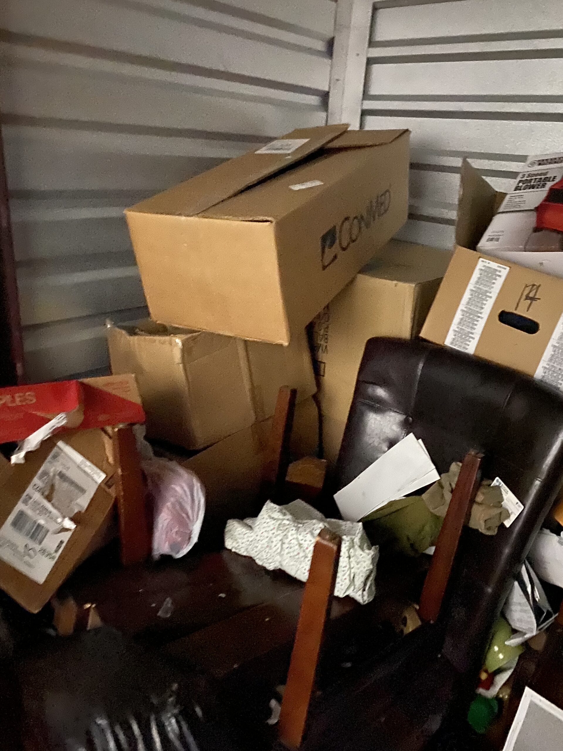 CubeSmart complaint Theft and damage to storage unit